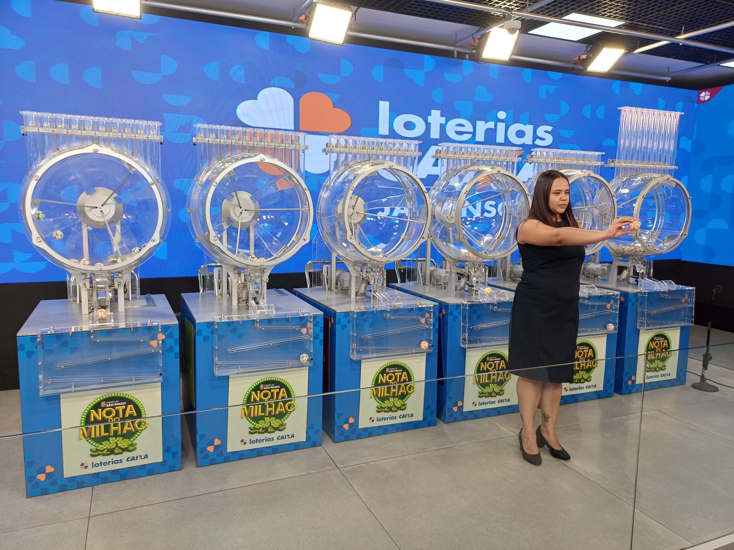 Em abril, foi a vez de um morador da Vila Nhocuné ganhar 1 milhão de reais